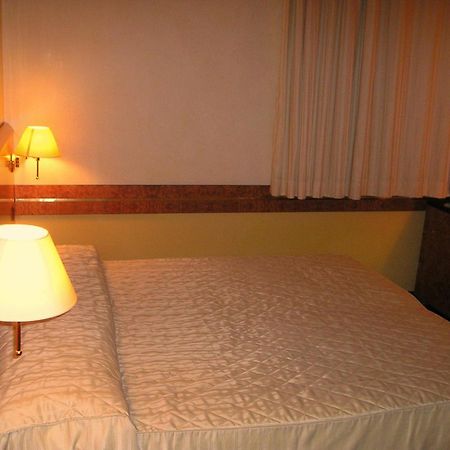 Park Hotel Villa Leon D'Oro Noventa di Piave Exterior foto